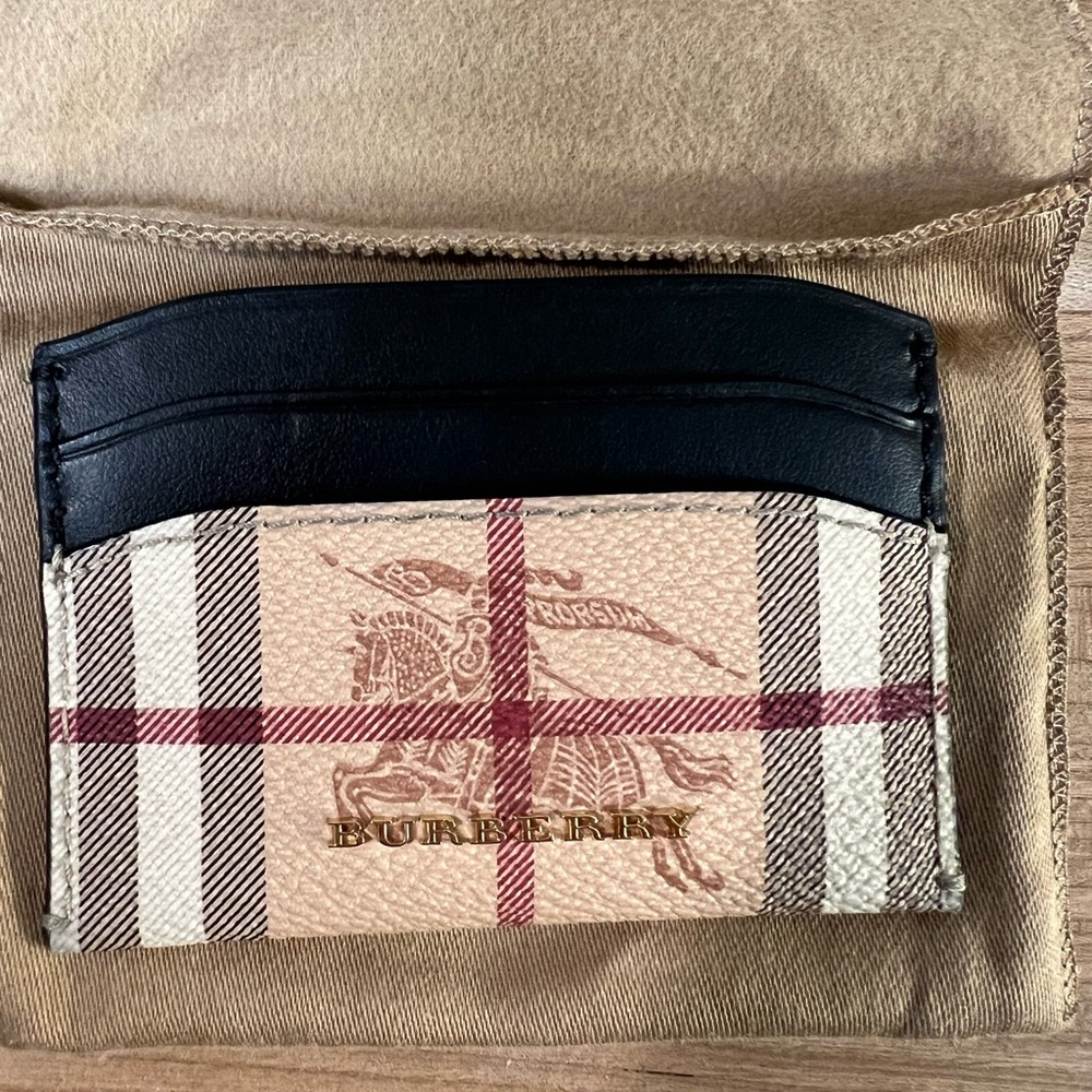 Burberry plaid check card case